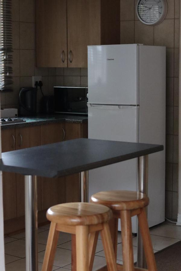 27 On Gunn Street Aparthotel Bloemfontein Ngoại thất bức ảnh